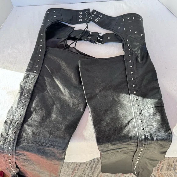 Black Leather Chaps Silver Studs Hot Leather Harley Moto Women’s Sz Small - Picture 6 of 16